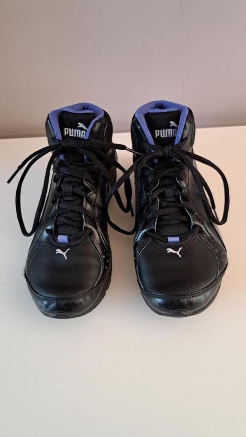 Zwartleren indoor sportschoenen van Puma maat 38, Sport en Fitness, Loopsport en Atletiek, Zo goed als nieuw, Overige typen, Overige sporten