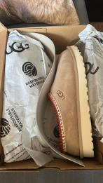 UGG tasman zand 40 & 41, Ophalen of Verzenden, Nieuw, Beige