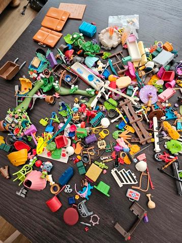 Playmobil van alles beschikbaar voor biedingen