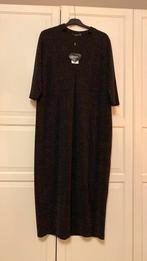 Mat lange feestelijke jurk met lurex 46(m), Kleding | Dames, Grote Maten, Verzenden, Zo goed als nieuw, Zwart, Jurk