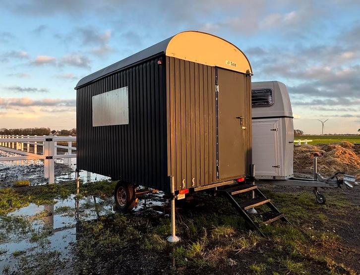 Schaftkeet tiny house huifkar woonwagen pipowagen bouwkeet, Doe-het-zelf en Verbouw, Bouwketen en Schaftketen, Gebruikt, Ophalen
