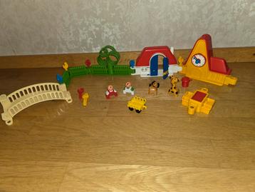 Speelhuis, kerk .. set beschikbaar voor biedingen