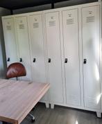 Drie stuks 3-deurs industriële lockerkasten, Huis en Inrichting, Ophalen, Gebruikt
