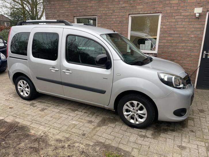 Renault Kangoo Family 1.2 TCe Expression Start&Stop airco, Auto's, Renault, Te koop, Kangoo, ABS, Airbags, Airconditioning, Bluetooth