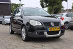 Volkswagen Polo 1.4-16V CROSS I AIRCO I TREKHAAK I SCHUIFDAK, Voorwielaandrijving, Gebruikt, 82 pk, Zwart