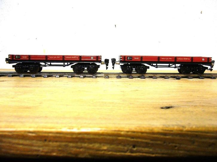 2 Märklin Spoor 0 4-as Niederbordwagens Nr 18480, Antiek en Kunst, Antiek | Speelgoed, Ophalen of Verzenden