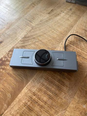 S3XY Knob beschikbaar voor biedingen