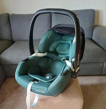 Maxi-Cosi Cabriofix i-Size (Groen) beschikbaar voor biedingen