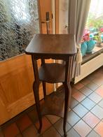 Antiek houten bloemtafeltje, Ophalen