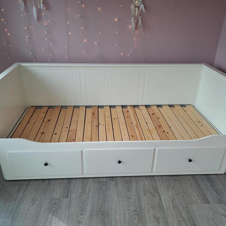Bed Hemnes Ikea, Huis en Inrichting, Slaapkamer | Bedden, Gebruikt, Eenpersoons, Hout, Wit, Ophalen of Verzenden