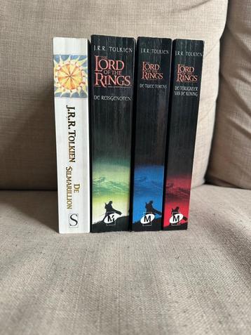 Lord of the Rings + Silmarillion Boeken beschikbaar voor biedingen