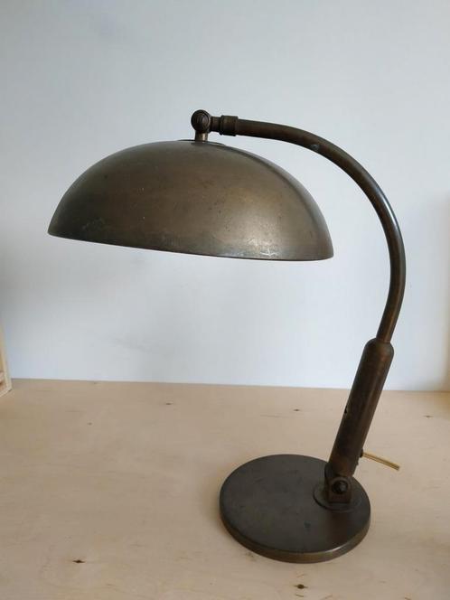 Orginele H. Busquet 144 Hala Zeist bureaulamp, Huis en Inrichting, Lampen | Tafellampen, Zo goed als nieuw, Minder dan 50 cm, Metaal