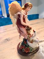 Ricardo Shelmani Engel met Zwaan Porseleinen Beeld, Ophalen