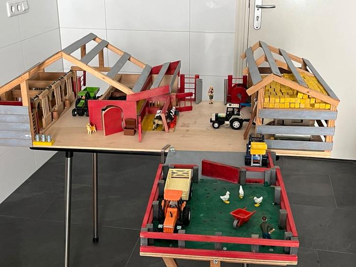 Unieke houten speelboerdij met heeeel veel extra’s, Kinderen en Baby's, Speelgoed | Bouwstenen, Zo goed als nieuw, Ophalen