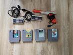 Controller + zapper + games Nintendo NES, Spelcomputers en Games, Spelcomputers | Nintendo NES, Ophalen of Verzenden, Zo goed als nieuw