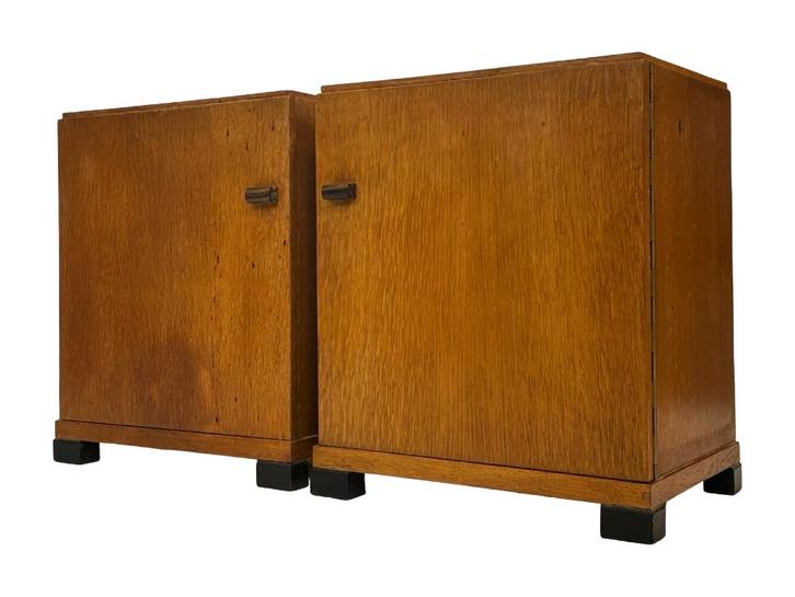 Art Deco Nachtkastjes Set Van 2 Eiken Fineer Design, Huis en Inrichting, Slaapkamer | Nachtkastjes, Gebruikt, Minder dan 55 cm