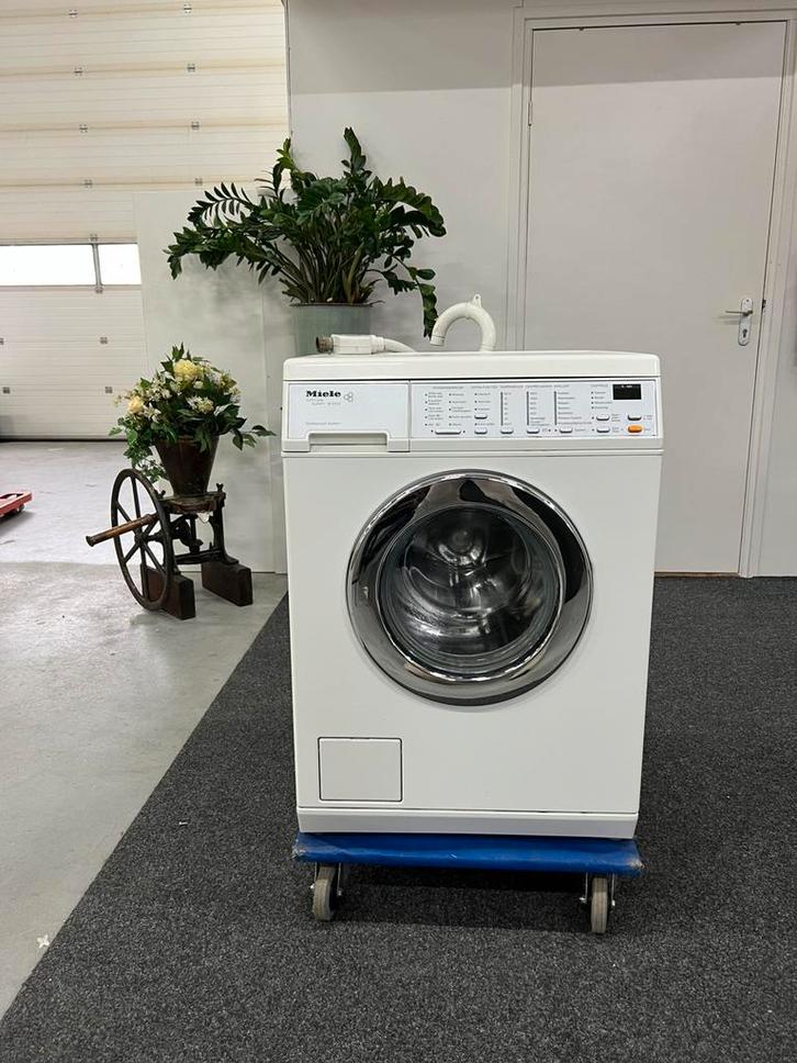 Miele SoftCare W5260 wasmachine – topkwaliteit & stil, Witgoed en Apparatuur, Wasmachines, Zo goed als nieuw, Voorlader, 6 tot 8 kg