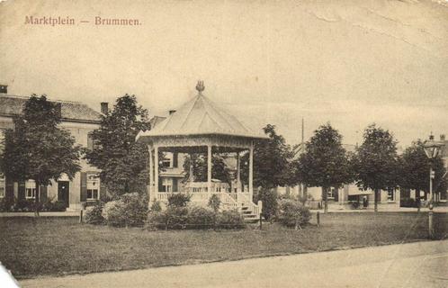 Marktplein - Brummen. - muziektent - B-keus - ongelopen, Verzamelen, Ansichtkaarten | Nederland, Ongelopen, 1920 tot 1940, Ophalen of Verzenden