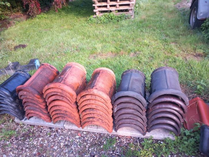 Gebruikte nokvorsten/schubvorsten/nokpannen RESTPARTIJ, Doe-het-zelf en Verbouw, Dakpannen en Dakbedekking, Nieuw, Dakpannen, Steen of Klei