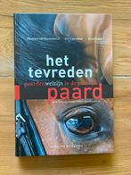 Het tevreden paard- Laarakker, v Dierendonck & E Voest, Boeken, Ophalen of Verzenden, Gelezen, Paarden of Pony's