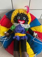Zwarte Piet pop met parachute roetveegpiet, Ophalen of Verzenden, Zo goed als nieuw