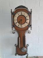 Stoere Hermle wandklok met twee gewichten, Ophalen, Gebruikt, Analoog, Wandklok