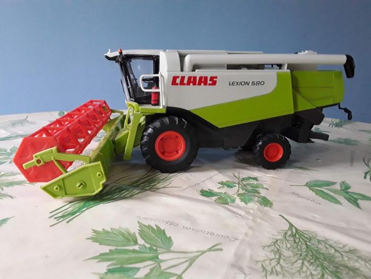 Claas Combine Maaidorser LEXION 580 USA.1:32.., Hobby en Vrije tijd, Modelauto's | 1:32, Zo goed als nieuw, Tractor of Landbouw