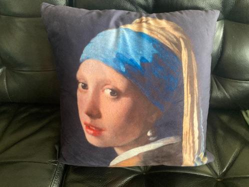 Kussen "Meisje met de parel" - Gifts Amsterdam, Huis en Inrichting, Woonaccessoires | Kussens, Gebruikt, Overige kleuren, Vierkant