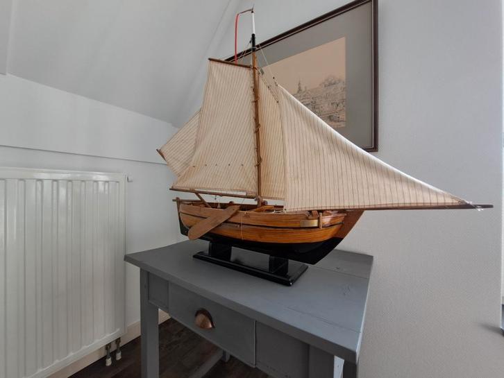 Houten model traditionele botter 100cm x 90cm, Verzamelen, Scheepvaart, Zo goed als nieuw, Schaalmodel, Zeilboot, Ophalen