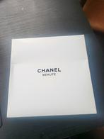 Chanel toilettas, Sieraden, Tassen en Uiterlijk, Toilettassen, Nieuw, Wit, Verzenden