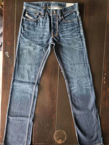 ZGAN CLASSIC VINTAGE DIESEL LARKEE STRAIGHT JEANS SIZE 30/36 beschikbaar voor biedingen