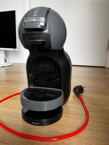 Nette, goedwerkende Nescafé Dolce Gusto Krups beschikbaar voor biedingen
