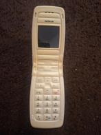 Eenvoudige maar inklapbare Nokia gsm met digitale scherm, Ophalen of Verzenden, Geen camera, Zilver