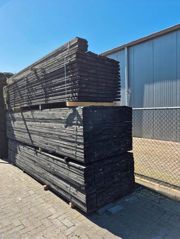 180 planken 2.5x20x400 voor paardenbak of schutstal  beschikbaar voor biedingen