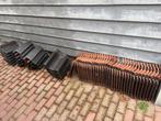 Monier Renova kantpannen en dakpannen, Doe-het-zelf en Verbouw, Dakpannen en Dakbedekking, Ophalen, Steen of Klei, Zwart, Zo goed als nieuw