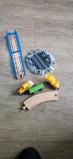 Houten speelgoed trein en auto's, Ophalen of Verzenden, Zo goed als nieuw, Rij- of Hobbelspeelgoed
