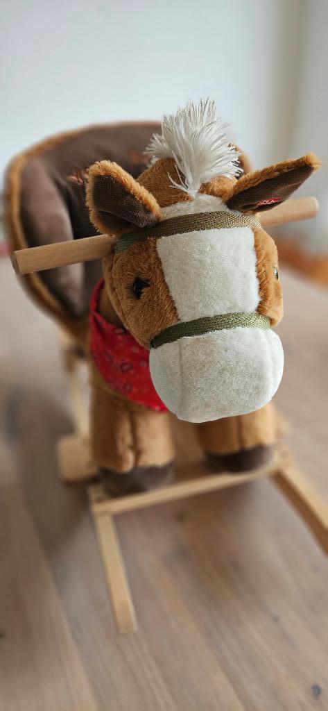 Hobbelpaard met galopgeluiden, leuk!, Kinderen en Baby's, Speelgoed | Hobbelfiguren, Gebruikt, Ophalen