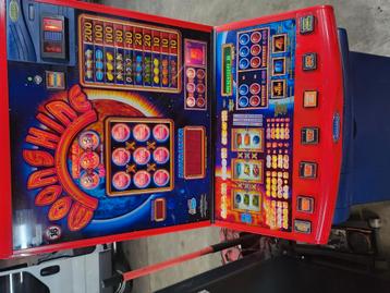 Gokkast fruitautomaat euros moonshine beschikbaar voor biedingen
