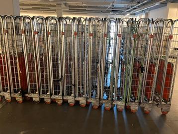 Rolcontainers 3heks 50 euro per stuk zware kwaliteit beschikbaar voor biedingen