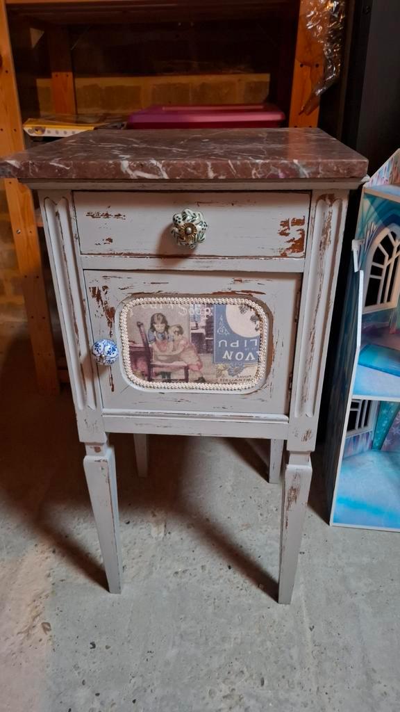 Vintage Nachtkastje met Marmeren Blad, Antiek en Kunst, Antiek | Meubels | Tafels, Ophalen