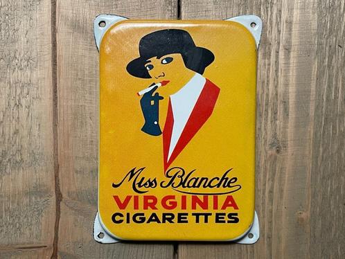 Emaille Bord Miss Blanche Virginia Cigarettes - Deurpostje, Verzamelen, Merken en Reclamevoorwerpen, Gebruikt, Reclamebord, Ophalen of Verzenden