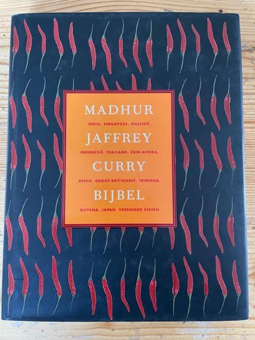 Curry bijbel- 9789021542959-Madhur Jaffrey-Kooklboek, Boeken, Kookboeken, Gelezen, Hoofdgerechten, Azië en Oosters, Verzenden