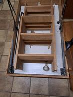 Vlieringtrap / Zoldertrap, Doe-het-zelf en Verbouw, Ladders en Trappen, Ophalen, Gebruikt, Trap, Opvouwbaar of Inschuifbaar