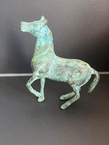 Bronzen paard beschikbaar voor biedingen