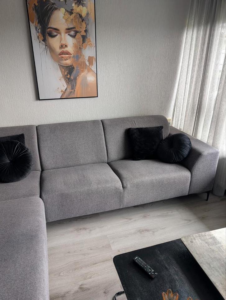 Mooie Hoekbank - Comfortabel en Stijlvol!, Huis en Inrichting, Banken | Bankstellen, Zo goed als nieuw, Hoekbank, Vierpersoons of meer