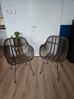 2x rotan eetkamerstoelen Julan van Leen Bakker, Ophalen, Zo goed als nieuw, Bruin, Twee