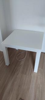 Gratis IKEA Tafel - Wit - Eenvoudig Design, Kunststof, Gebruikt, 50 tot 100 cm, Vierkant