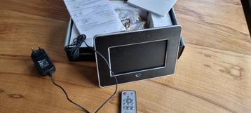 digitaal foto lijstje 7 inch compleet in doos € 12.50 beschikbaar voor biedingen