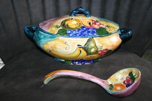 handbeschilderd keramiek dekschaal + lepel koopje, Antiek en Kunst, Antiek | Schalen, Ophalen of Verzenden