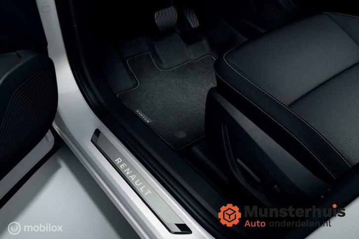 Mattenset Renault Captur 8201711341, Auto-onderdelen, Interieur en Bekleding, Renault, Nieuw, Ophalen of Verzenden